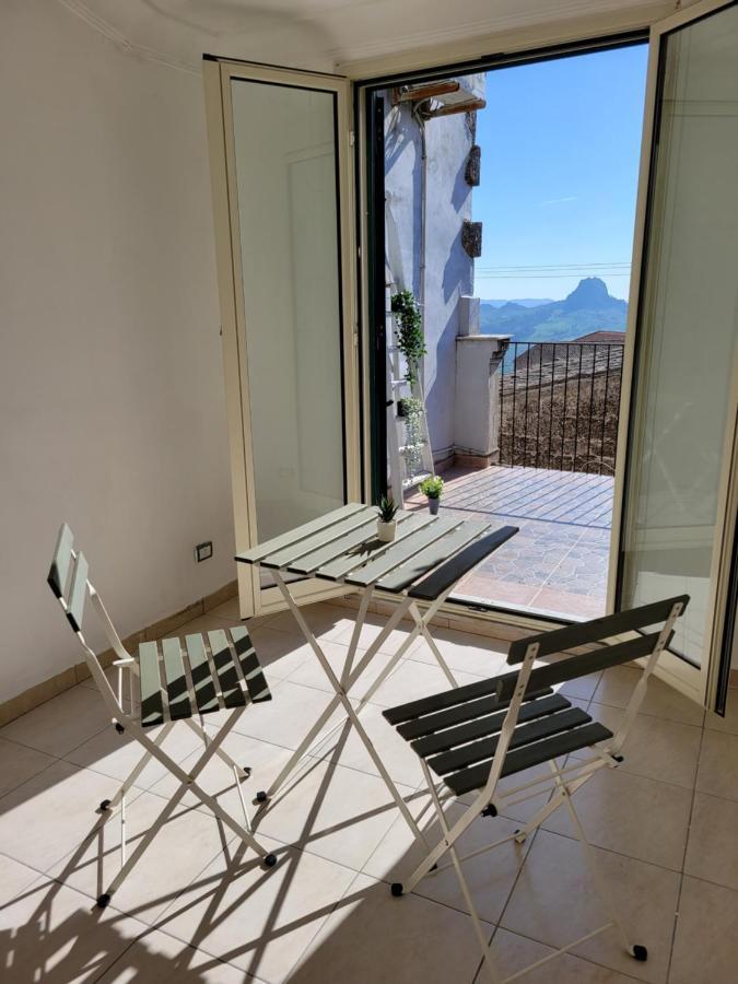 Mussomeli'S Beautiful House Apartment ภายนอก รูปภาพ