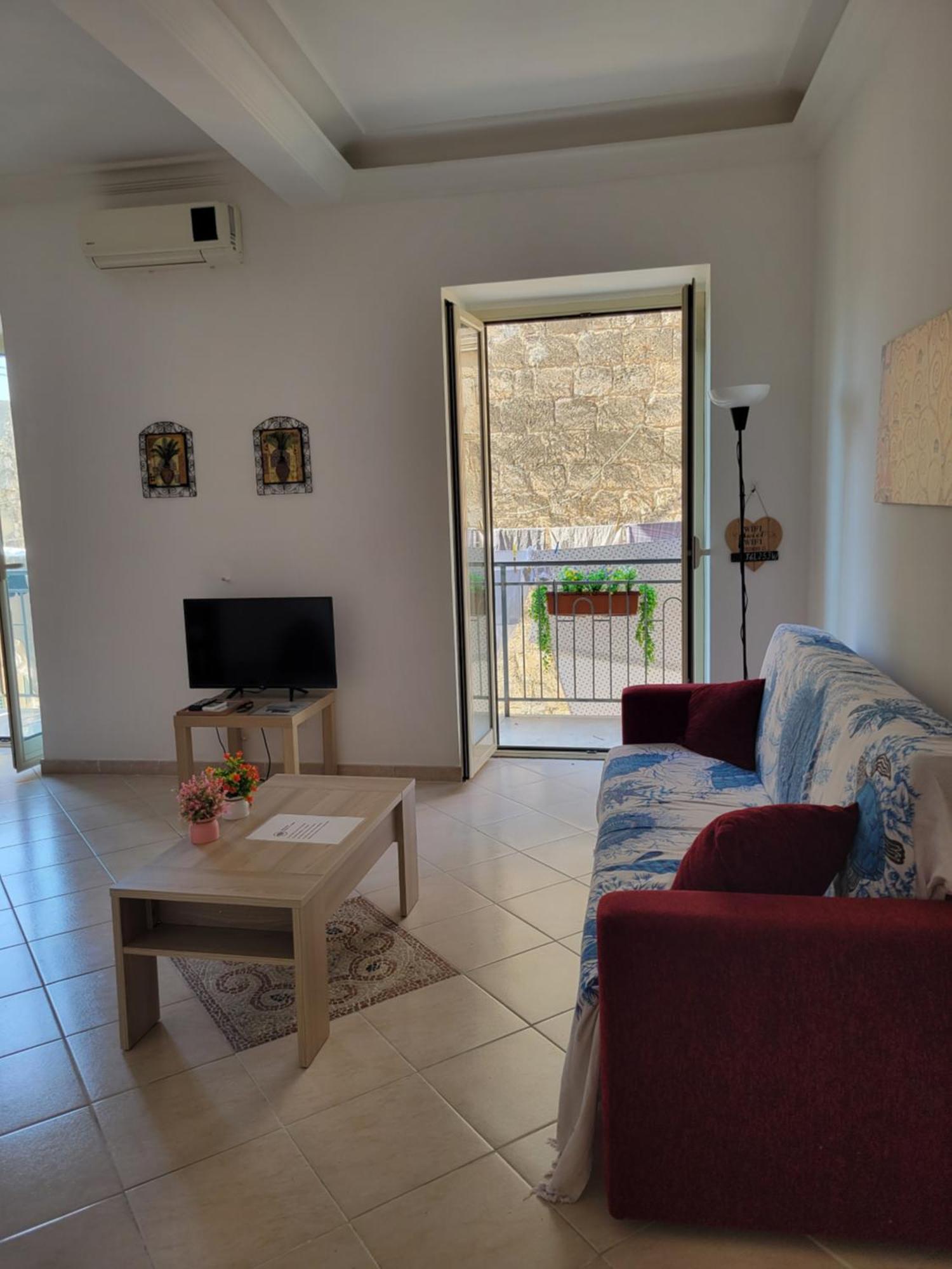 Mussomeli'S Beautiful House Apartment ภายนอก รูปภาพ