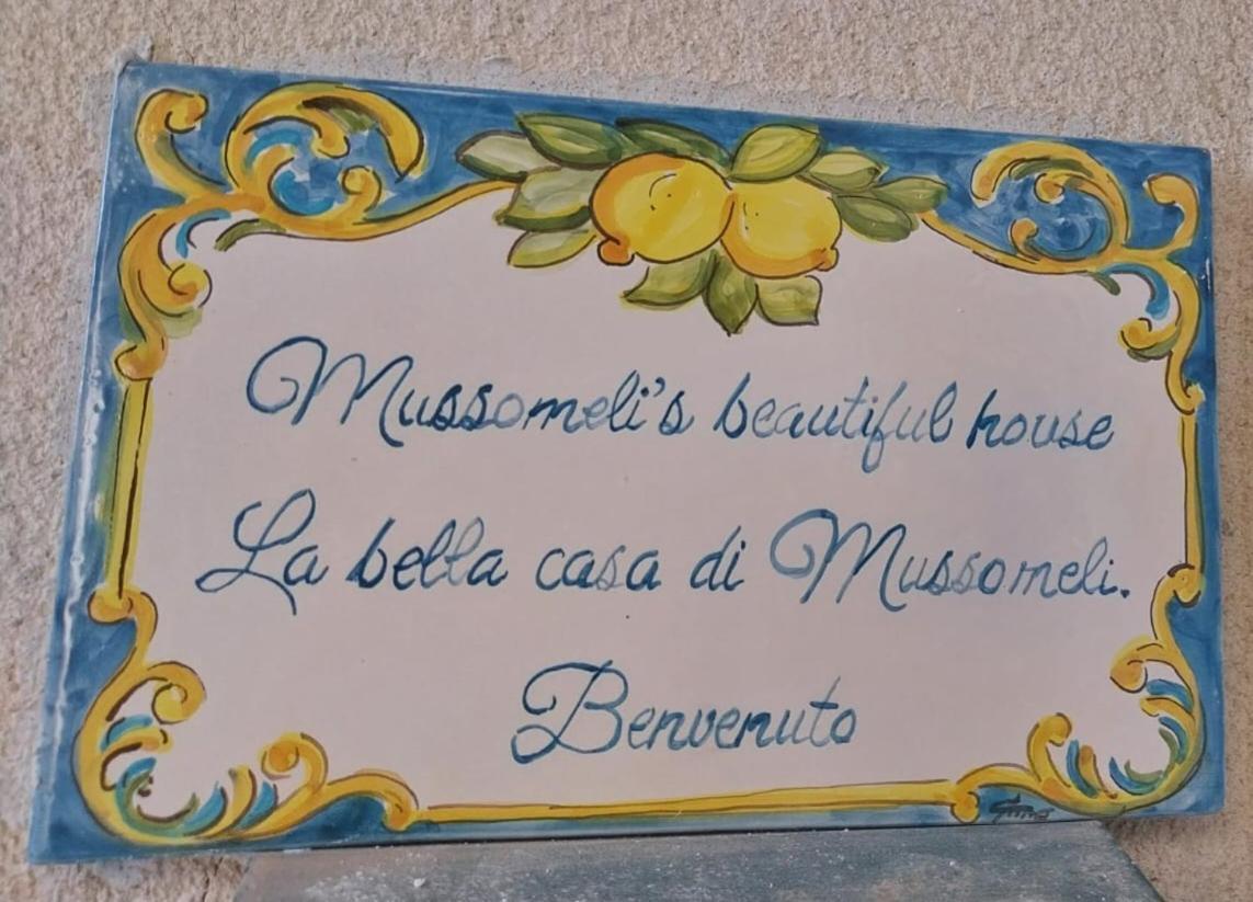 Mussomeli'S Beautiful House Apartment ภายนอก รูปภาพ